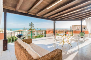 Artemide: Mansarda Vista Mare
